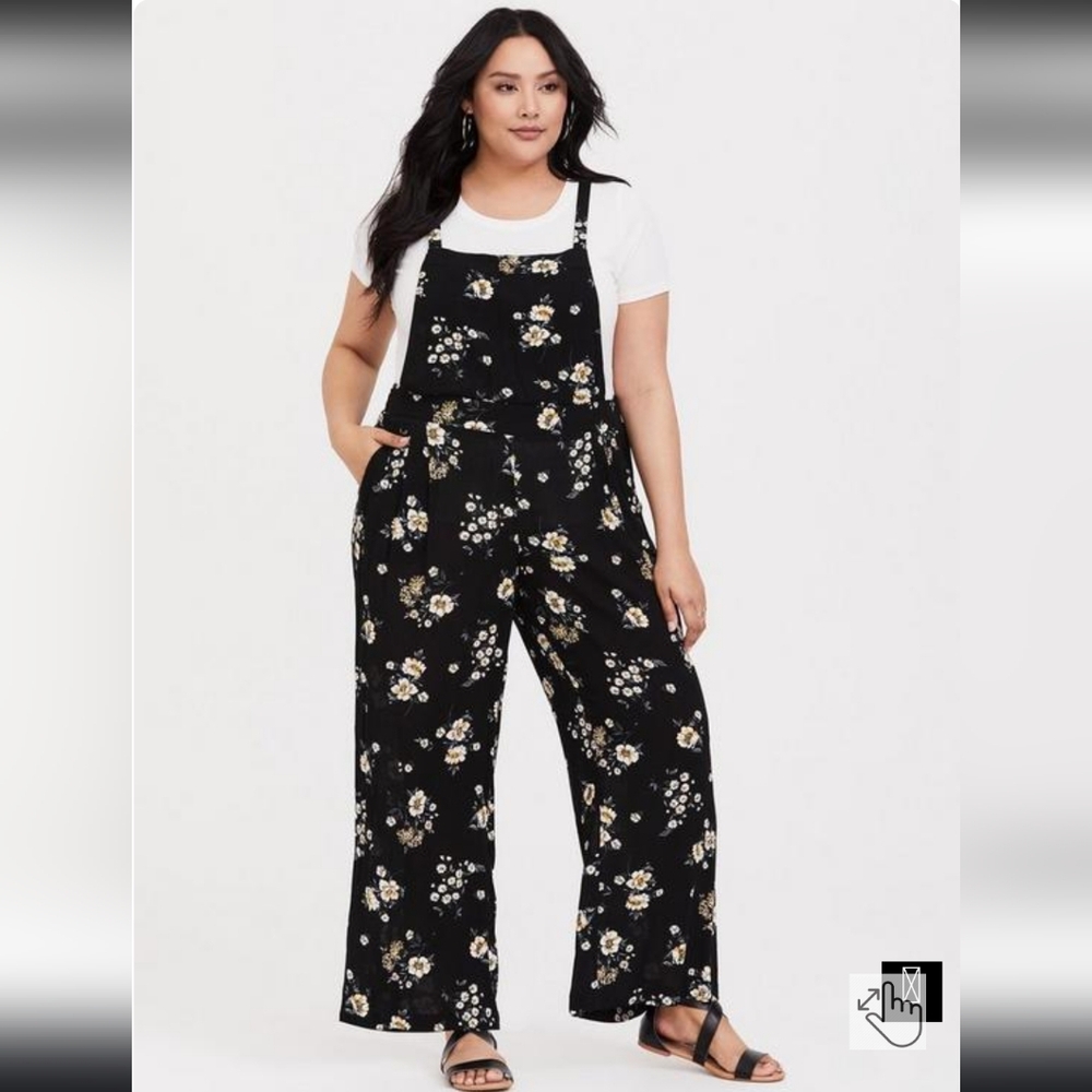 TORRID Black Floral Gauze Wide Leg Jumper size 2X